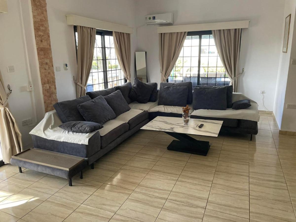 Villa Ocean Stones 1Km From Main Coral Bay Beach Peyia Extérieur photo